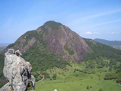 PEDRA DE INO-FOTO:ALAN FIGALO  - INO - RJ