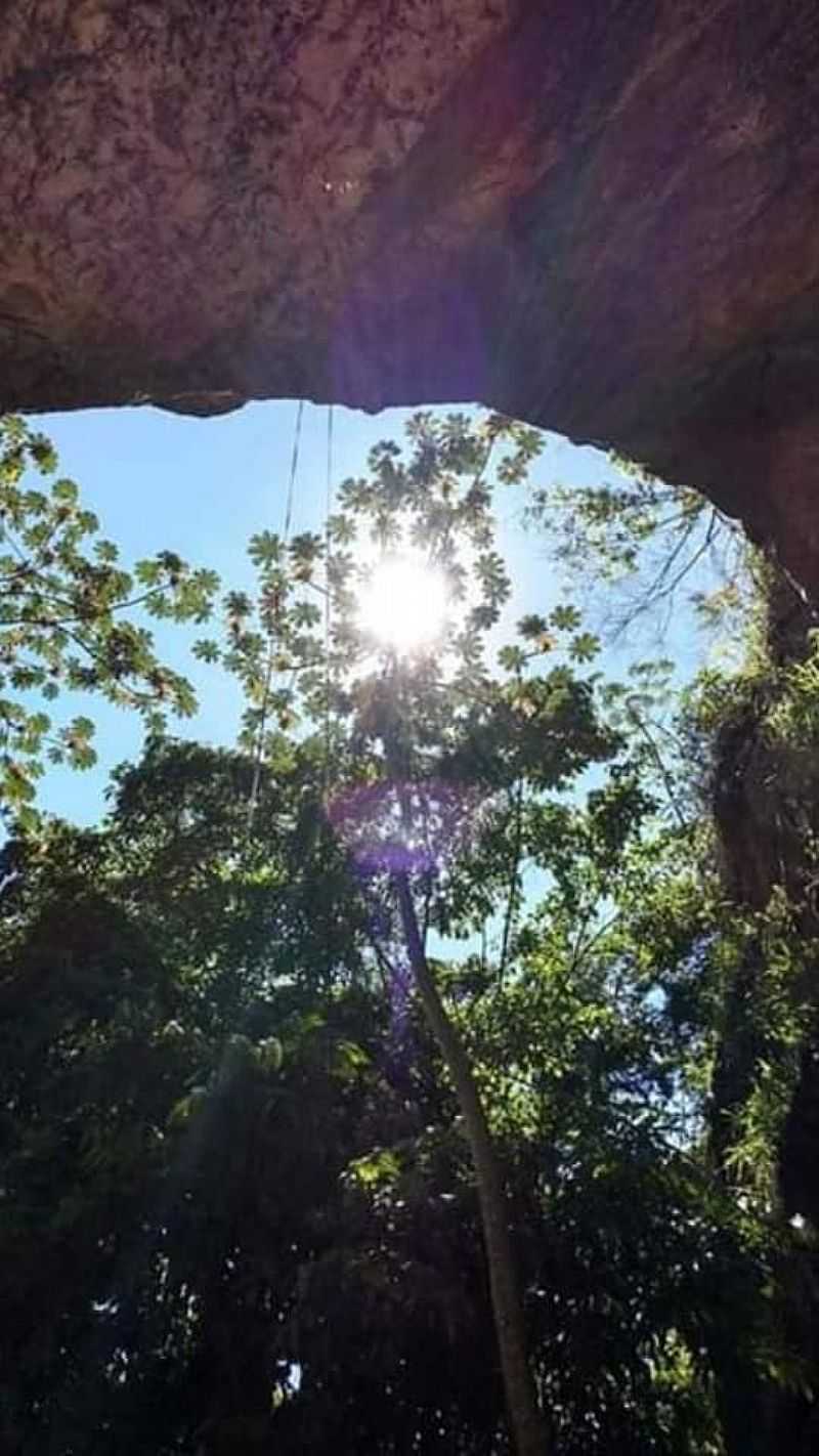 IMAGENS DO DISTRITO DE IPIIBA, MUNICPIO DE SO GONALO/RJ - IPIIBA - RJ
