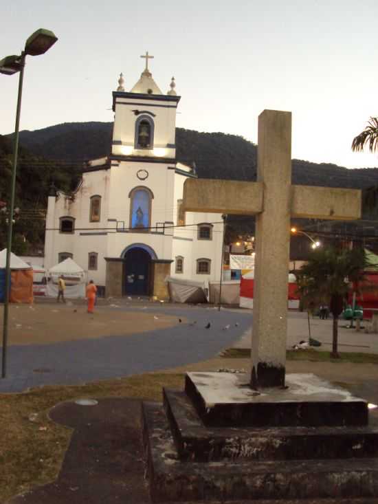 IGREJA N S SANTANNA, POR SALLES - ITACURUA - RJ