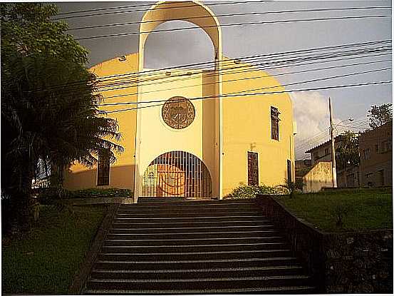 CATEDRAL DE S.FRANCISCO FOTO SKYSCRAPERCITY GILSON
BARROS - ITAGUA - RJ