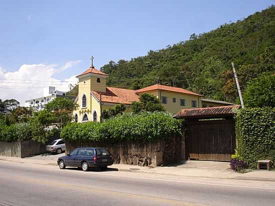 IGREJA DO EDUCANDRIO
FOTO JORORO - ITAIPAVA - RJ