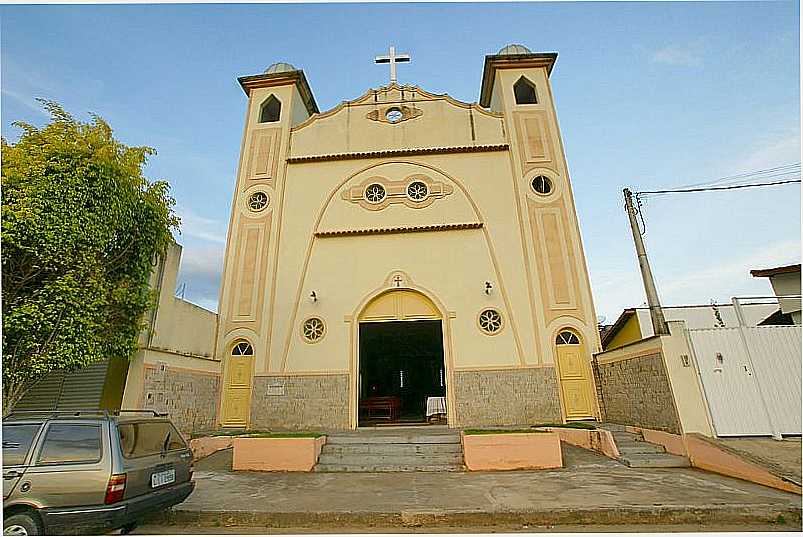 IGREJA DO SAGRADO CORAO DE JESUS, ITAPERUNA - POR SGTRANGEL - ITAPERUNA - RJ