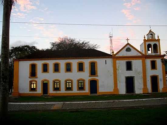 PARQUIA SANTSSIMA TRINDADE-FOTO:ALEXANDRE CHIEUS - JACUECANGA - RJ