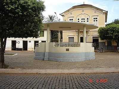CORETO-FOTO:UBIRATAM C DE PAULA  - LARANJAIS - RJ