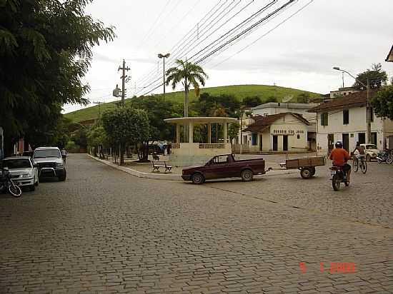 LARANJAIS-RJ-PRAA DA MATRIZ-FOTO:UBIRATAM C DE PAULA - LARANJAIS - RJ