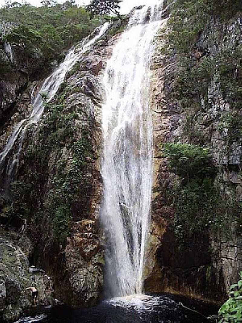 CACHOEIRA VU DAS NOIVAS - ITATU - BA