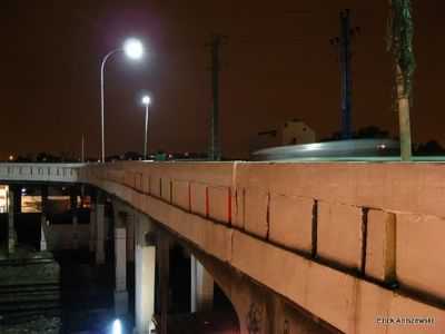 VIADUTO SOBRE A ESTAO, POR VERA SEPULVEDA - MESQUITA - RJ