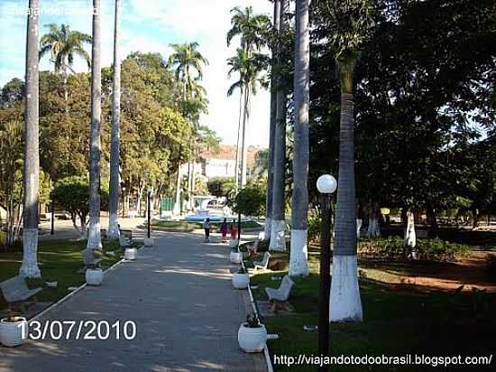 PRAA DONA ERMELINDA EM MIRACEMA-RJ-FOTO:SERGIO FALCETTI - MIRACEMA - RJ