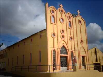 IGREJA CATOLICA, POR JOSE ROBISON DOS SANTOS - ITAJU DO COLNIA - BA
