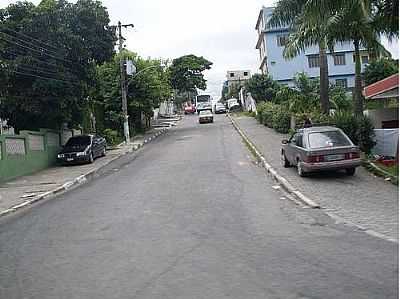 RUA COMENDADOR NUNES MARTINS-FOTO:WLADIMYR VIDEIRA  - NILPOLIS - RJ