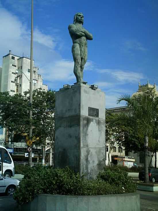 MONUMENTO  ARARIBIA,NDIO FUNDADOR DE NITERI-RJ-FOTO:LUIZ AUGUSTO BARROSO - NITERI - RJ