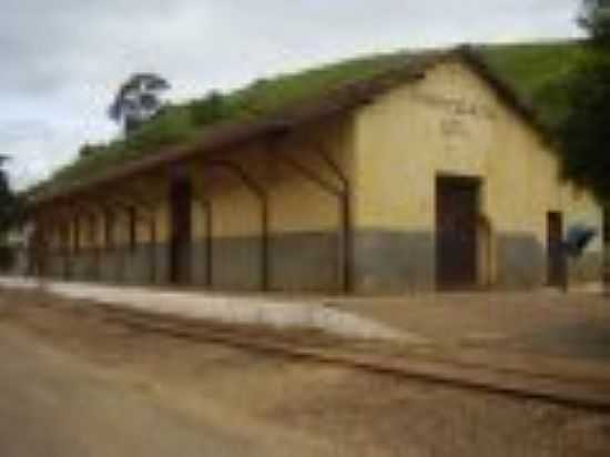 ESTAO FERROVIRIA DE PARAOQUENA EM 2008-FOTO:RICARDO QUINTEIRO DE MATTOS - PARAOQUENA - RJ