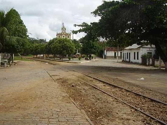 PRAA DA MATRIZ EM PARAOQUENA-FOTO:RICARDO QUINTERO DE MATTOS - PARAOQUENA - RJ