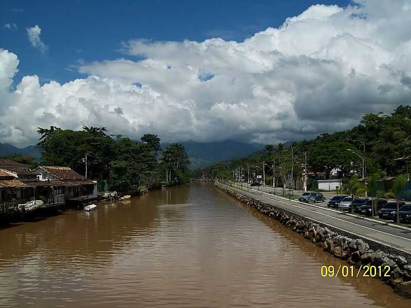 PARATY-RJ-CANAL DO RIO PEREQU-AU-FOTO:JOSUE MARINHO - PARATY - RJ