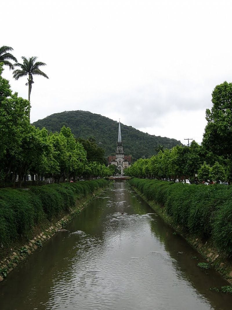 PETRPOLIS-RJ-CANAL E A CATEDRAL DE SO PEDRO DE ALCNTARA-FOTO:ANTOINE JASSER - PETRPOLIS - RJ