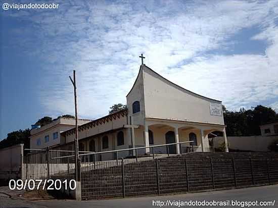 IGREJA DO DIVINO ESPRITO SANTO EM PINHEIRAL-RJ-FOTO:SERGIO FALCETTI - PINHEIRAL - RJ