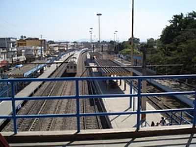 VIADUTO-FOTO:QUEMIL  - QUEIMADOS - RJ