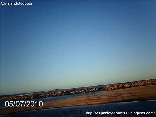 ROCHEDOS NA PRAIA DE QUISSAM -RJ-FOTO:SERGIO FALCETTI - QUISSAM - RJ