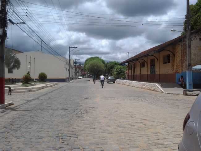 AV. CEL MACRIO- RETIRO RJ, POR LEONIR COSTA - RETIRO DO MURIA - RJ