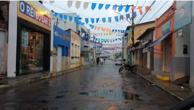 RUA RUI BARBOSA - CENTRO - ITAMB AGORA, POR REGINALDO SPNOLA - BLOG ITAMB AGORA - ITAMB - BA