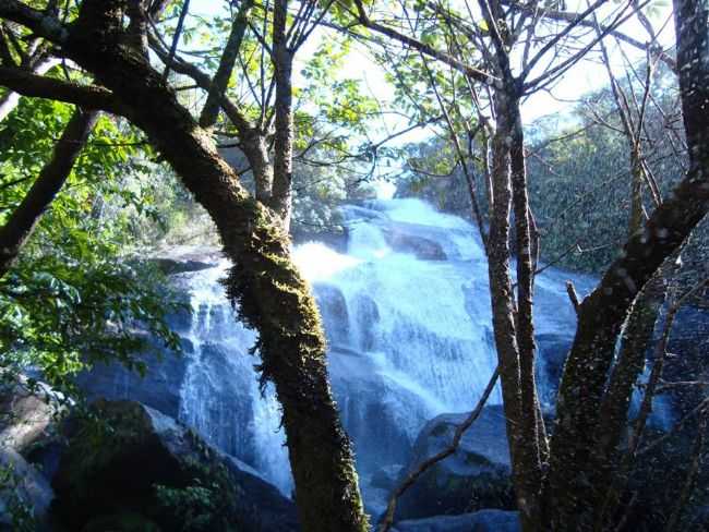 CACHOEIRA - POR JULIO CESAR DE ALMEIDA - RIO CLARO - RJ