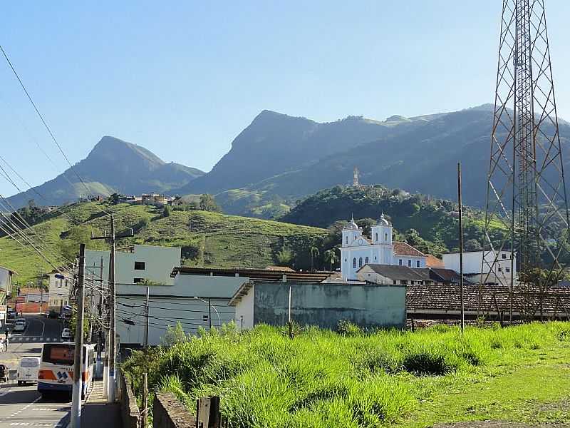 RIO CLARO-RJ-VISTA PARCIAL DA CIDADE COM MONTANHAS AO FUNDO-FOTO:NELSON.REISFILHO - RIO CLARO - RJ