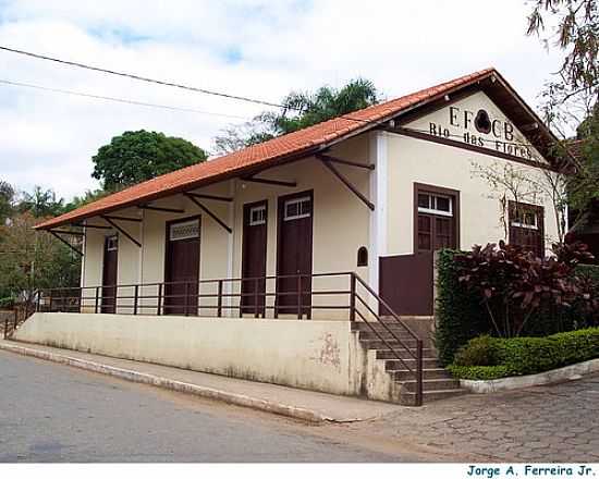 ESTAO FERROVIRIA DE RIO DAS FLORES-RJ-FOTO:JORGE A. FERREIRA JR - RIO DAS FLORES - RJ