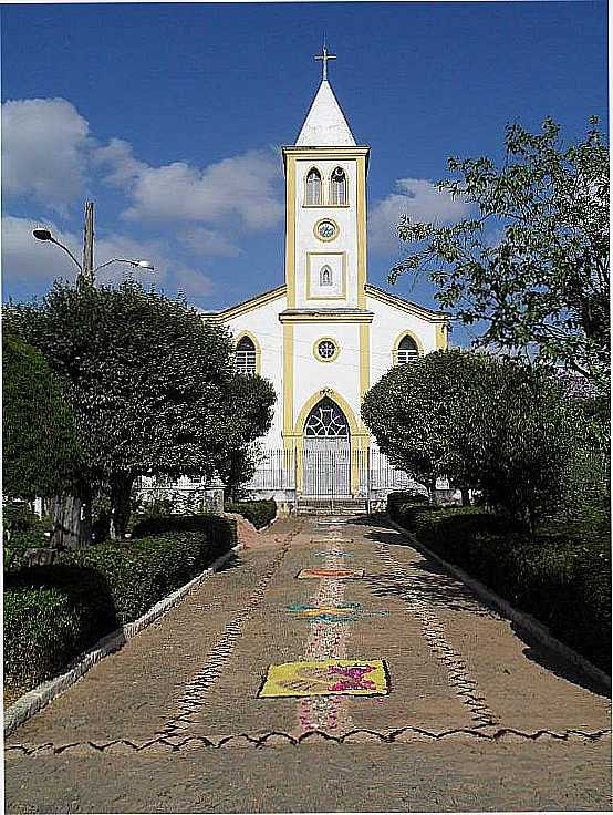 IGREJA MATRIZ DE SANTA ISABEL DO RIO PRETO-RJ-FOTO:BALDUYNO - SANTA ISABEL DO RIO PRETO - RJ