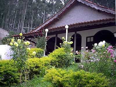 CASA DE VERANEIO-FOTO:JOO B.C.T. LIMA  - SANTA RITA DA FLORESTA - RJ