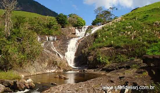 CACHOEIRA BELA JOANA - SO FIDLIS - RJ