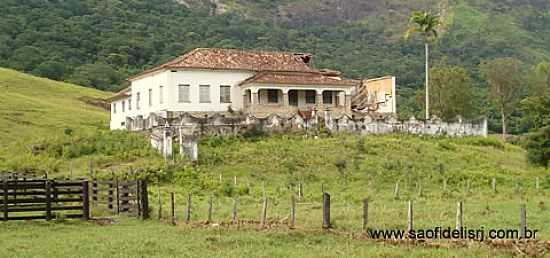 FAZENDA SO BENEDITO - SO FIDLIS - RJ