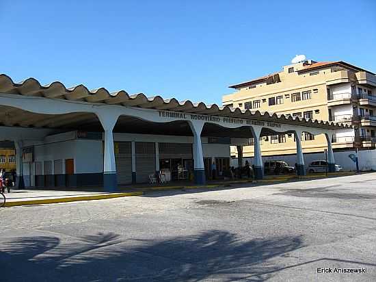 TERMINAL RODOVIRIO EM SO PEDRO DA ALDEIA-RJ-FOTO:ERICK ANISZEWSKI - SO PEDRO DA ALDEIA - RJ