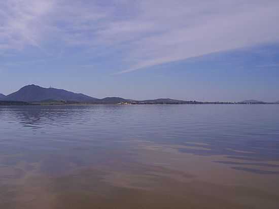 VISTA PARA A PRAIA LINDA EM SO PEDRO DA ALDEIA-RJ-FOTO:ERICK ANISZEWSKI - SO PEDRO DA ALDEIA - RJ