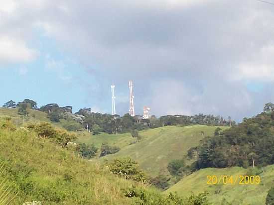 TORRES DE TELEFONIA CELULAR EM SO SEBASTIO DO ALTO-FOTO:ALANIRA - SO SEBASTIO DO ALTO - RJ