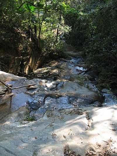 CHACARA DA CACHOEIRA POR LUIZMELLO_76 - SEBASTIO DE LACERDA - RJ