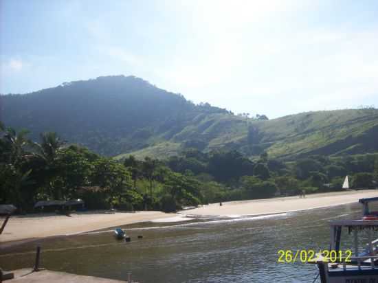 PRAIA DE TARITUBA, LADO ESQUERDO, POR CECILIA MATSUMOTO - TARITUBA - RJ