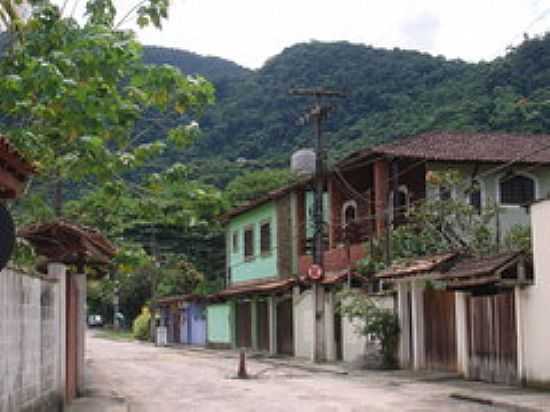 RUA DE TARITUBA-RJ-FOTO:AQUARIA - TARITUBA - RJ