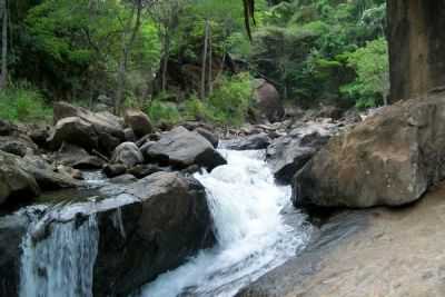 CACHOEIRA AMOROSA -TRAJANO, POR LEILSON IMVEIS - TRAJANO DE MORAIS - RJ