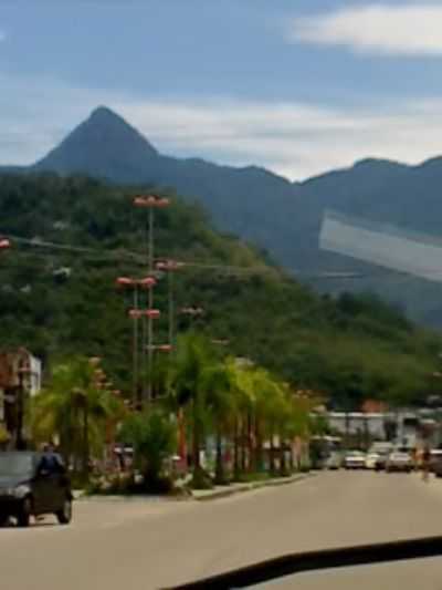 VISTA DA PEDRA DA CONGONHA <TIRADA NA PA. MANTIQUEIRA, POR REJANE A ASSUMPO - XERM - RJ