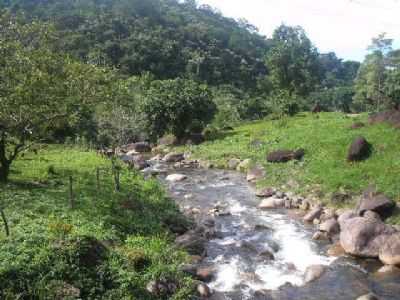 LOCALIDADE CONHECIDA COMO REPRESA DA CEDAE, POR REJANE A ASSUMPO - XERM - RJ