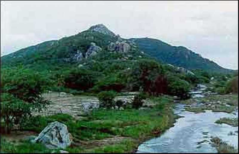 SERRA DA ARARA, S MARGENS DO RIO PONTEGI - BARCELONA - RN