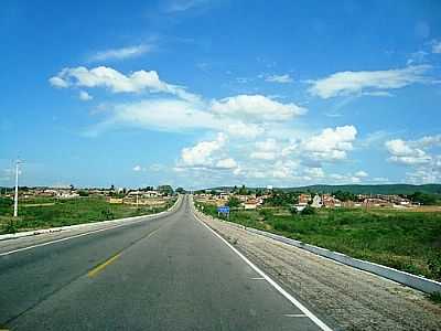 ENTRADA PRINCIAL DA CIDADE:POR WALTER LEITE - CAIARA DO RIO DO VENTO - RN