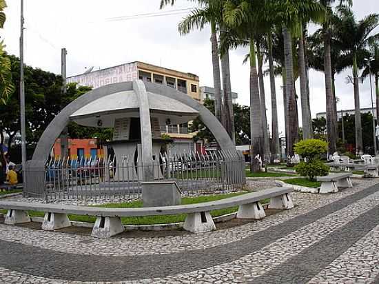 PRAA DA BBLIA EM ITAPETINGA-BA-FOTO:CERRADO - ITAPETINGA - BA