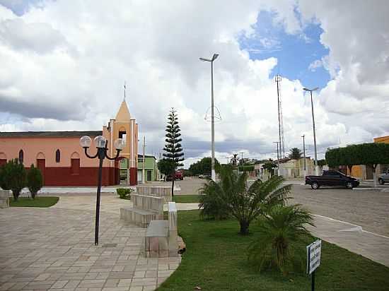 PRAA E IGREJA MATRIZ DE N.SRA.DE FTIMA EM JAAN-RN-FOTO:.NILSON.AUZ - JAAN - RN