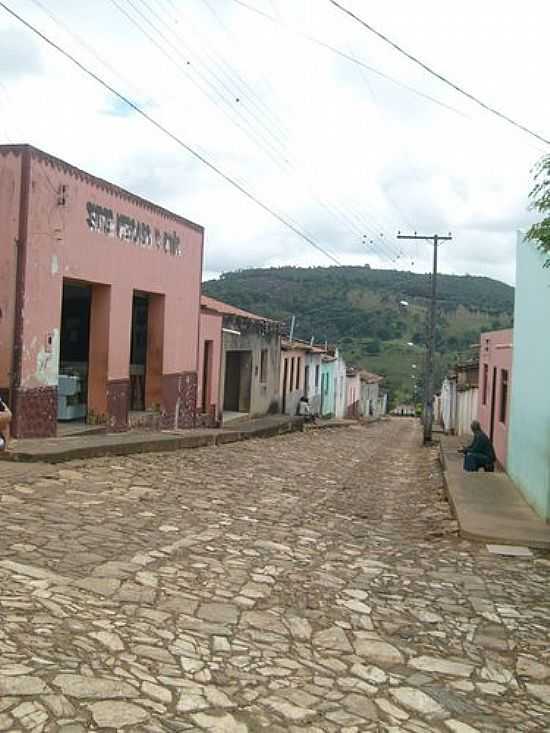 RUA DE ITAPURA-FOTO:ERIKA MIRANDA POSTADA PORELIESER NUNES - ITAPURA - BA