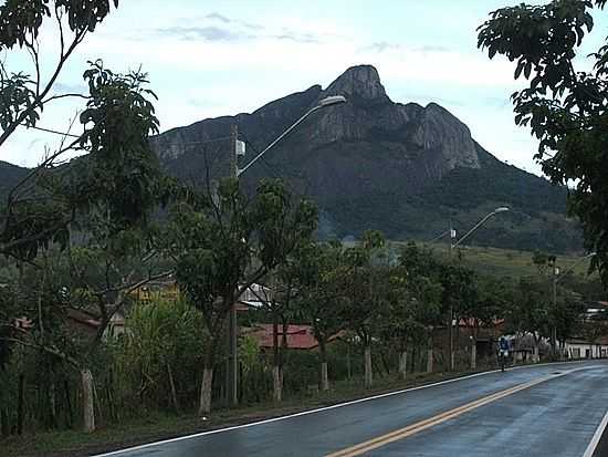 PEDRA DAS TRS PONTAS EM ITARANTIM - BA - ITARANTIM - BA