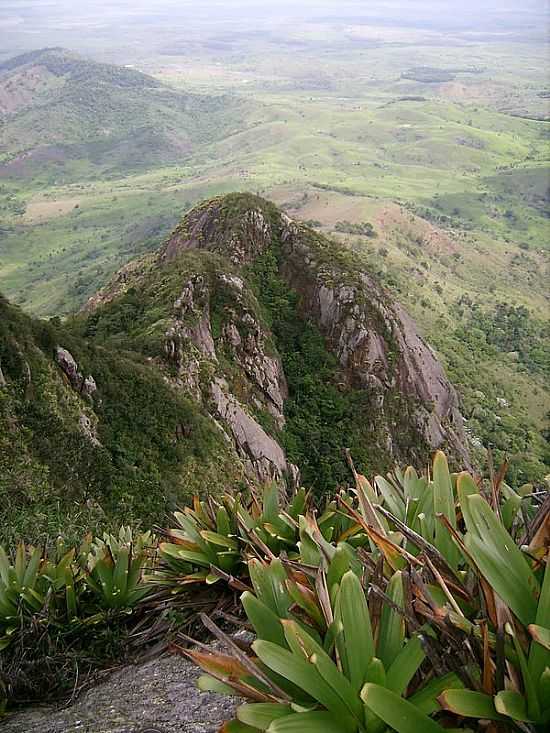 ITARANTIM-BA-SERRA DAS TRS PONTAS-FOTO:XAVERLOO  - ITARANTIM - BA