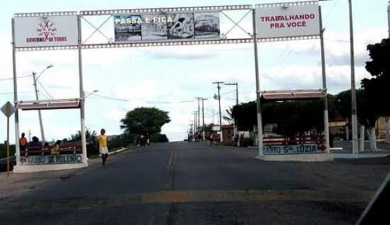 ENTRADA DA CIDADE FOTO
POR GILDNEYSENNAS (PANORAMIO) - PASSA E FICA - RN