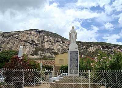 MONUMENTO CORAO DE JESUS FOTO  WALTER LEITE - PATU - RN