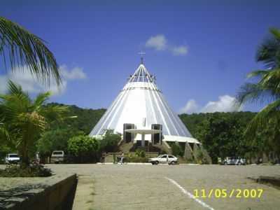ENTRADA DO SANTUARIO, POR JUNIOR FILHO DE BIBI MACHANTE-SALVADOR-BA - PATU - RN